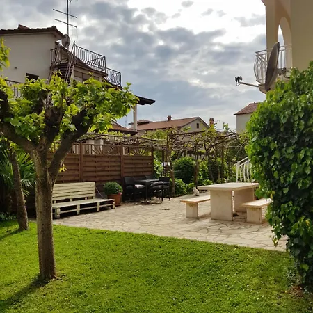 Trbovic Peaceful With Free Parking, Pet-friendly, And Bike Storage In * Umag