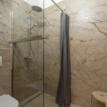 Trbovic Peaceful With Free Parking, Pet-friendly, And Bike Storage In Umag