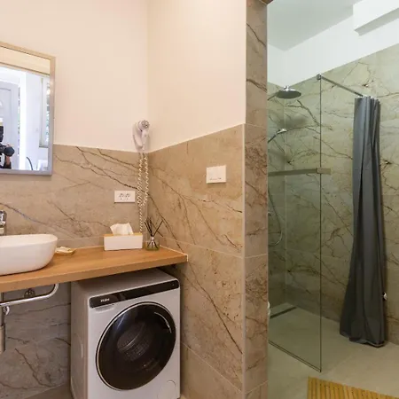 Trbovic Peaceful With Free Parking, Pet-friendly, And Bike Storage In * Umag