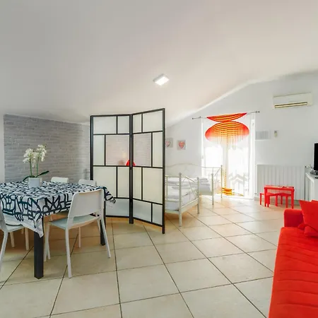 Apartman Trbovic Peaceful With Free Parking, Pet-friendly, And Bike Storage In