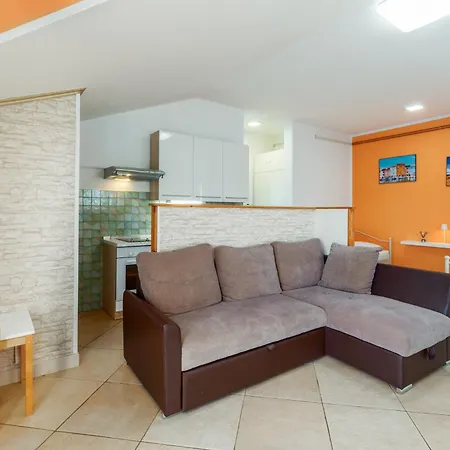 Trbovic Peaceful With Free Parking, Pet-friendly, And Bike Storage In Apartman *