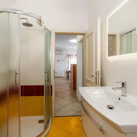Apartman Trbovic Peaceful With Free Parking, Pet-friendly, And Bike Storage In *