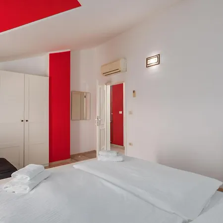 Trbovic Peaceful With Free Parking, Pet-friendly, And Bike Storage In Umag
