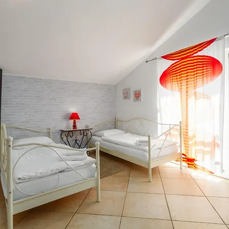 Trbovic Peaceful With Free Parking, Pet-friendly, And Bike Storage In Apartman *