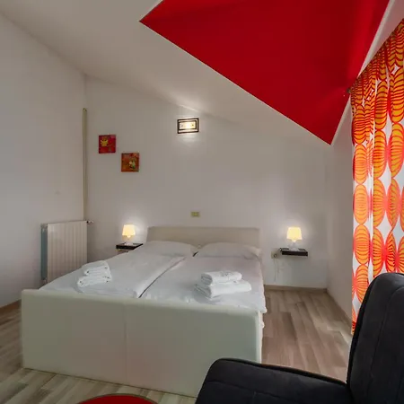 Trbovic Peaceful With Free Parking, Pet-friendly, And Bike Storage In Umag