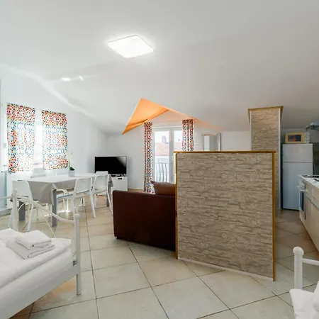 Trbovic Peaceful With Free Parking, Pet-friendly, And Bike Storage In *