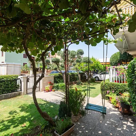 Trbovic Peaceful With Free Parking, Pet-friendly, And Bike Storage In * Umag